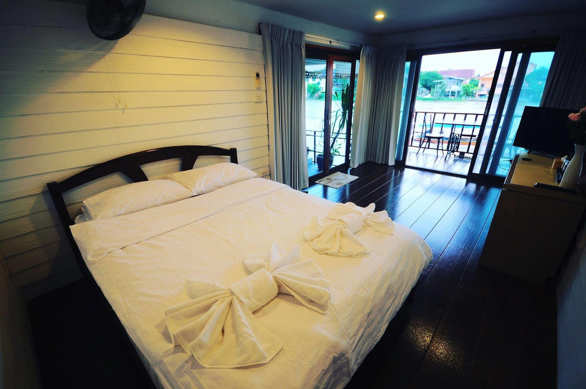 Baan Keang Chon Ayutthaya บ้านเคียงชล อยุธยา Kültér fotó